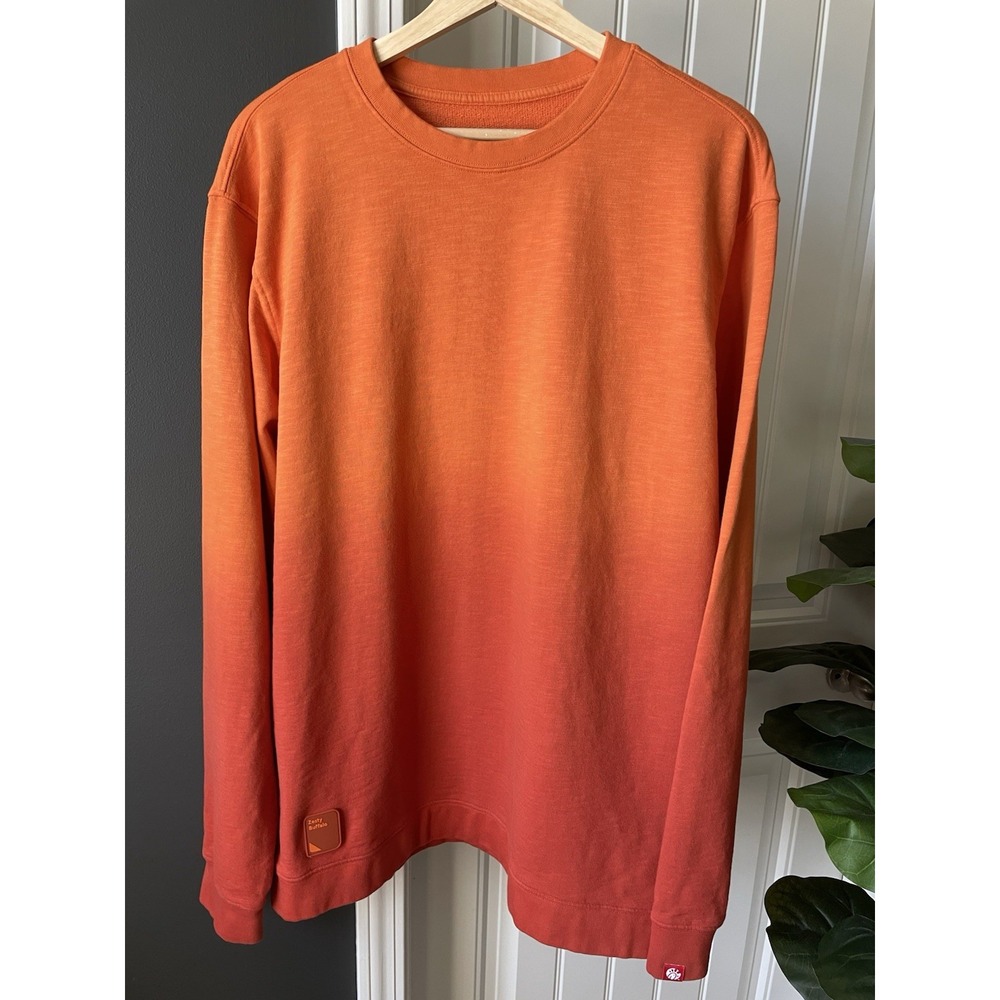 Chick-Fil-A Limited Edition Zesty Buffalo Ombre Sweatshirt Orange Crewneck Sz XL